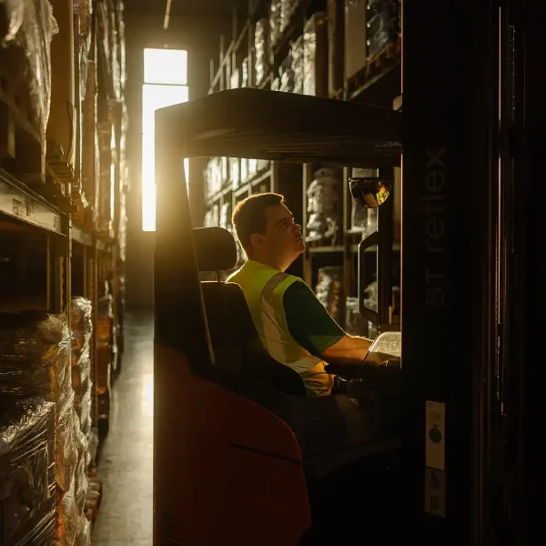 9240fc624baaddbbb6e16fa5eb88e7f7a0ede92e-1920x1080